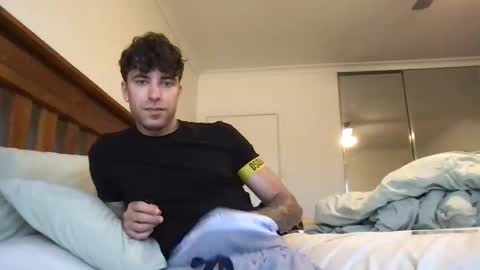 Snapshot of icyninesix chatting on March 3, 1:42 am icyninesix online show from March 3, 1:42 am