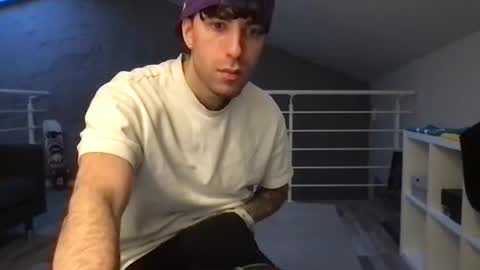 Snapshot of icyninesix chatting on January 31, 6:46 am icyninesix online show from January 31, 6:46 am