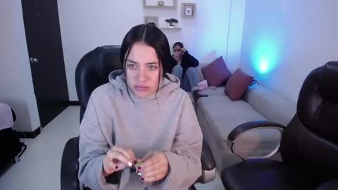 Snapshot of icysweetcam chatting on January 25, 11:55 am Icy online show from January 25, 11:55 am