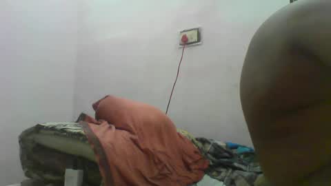 idontmind367890646 online show from August 5, 4:42 am