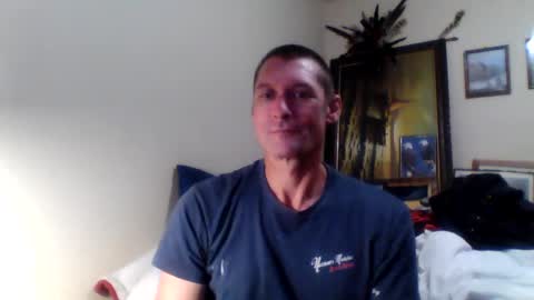 Snapshot of ifoundthegspot chatting on October 8, 9:48 am Darthmark420 online show from October 8, 9:48 am