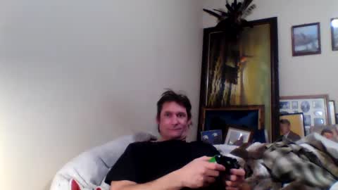 Snapshot of ifoundthegspot chatting on December 3, 2:22 pm Darthmark420 online show from December 3, 2:22 pm