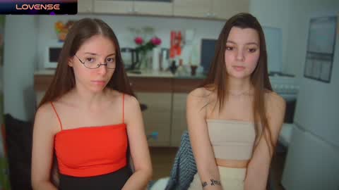 Snapshot of ihavepaws33 chatting on February 8, 4:25 pm Julia and Mira online show from February 8, 4:25 pm