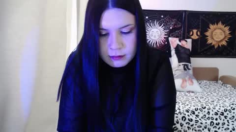 Vella online show from March 29, 11:01 am