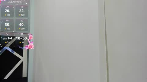 Snapshot of iisabella_noa chatting on October 14, 12:30 pm Isabella online show from October 14, 12:30 pm