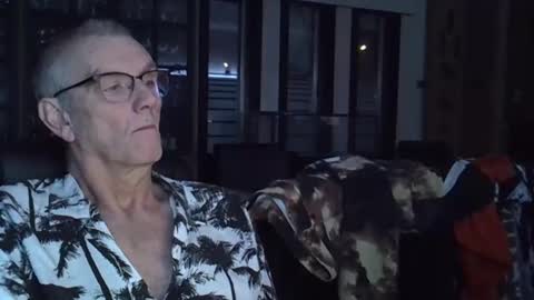 ikwiljeneuken123 online show from February 19, 6:12 am