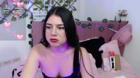 ilayra_smith online show from November 28, 9:22 pm