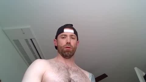 ilikeyou5847 online show from April 1, 5:32 pm