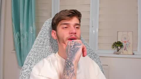 Snapshot of illusions888 chatting on January 14, 3:15 pm D-Illusion online show from January 14, 3:15 pm