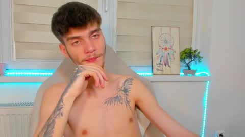 Snapshot of illusions888 chatting on December 26, 8:42 pm D-Illusion online show from December 26, 8:42 pm