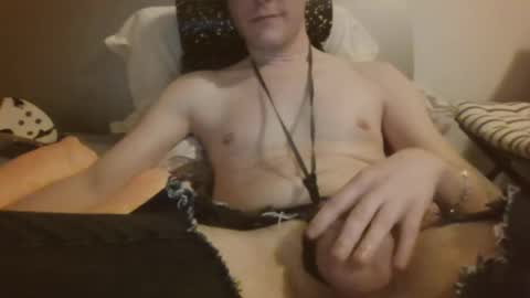 iluvhottenns online show from April 13, 9:30 pm