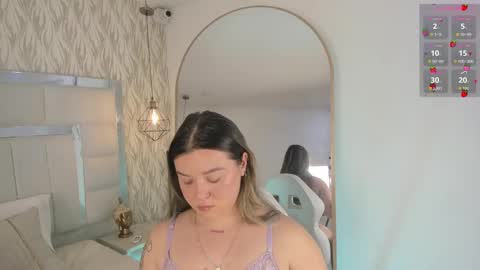 Snapshot of im_dalhia chatting on September 18, 9:30 pm DAHLIA online show from September 18, 9:30 pm