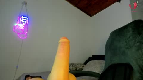 Karoline online show from June 13, 6:35 am