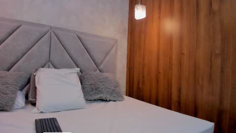 Manu  online show from March 20, 8:36 pm