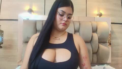 Snapshot of im_mou_ chatting on September 23, 1:16 pm im mou online show from September 23, 1:16 pm