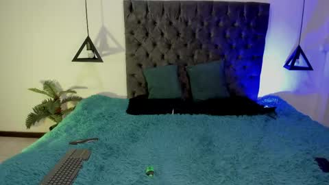 RALF online show from May 2, 4:07 am