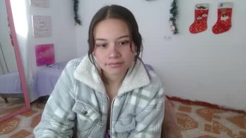 im_tulipan online show from December 1, 1:42 pm