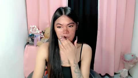 im_yourfairyannaxx online show from December 17, 1:01 am