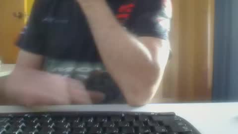 Aussie Guy online show from January 5, 10:35 pm