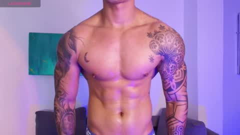 imconor online show from November 21, 11:14 pm