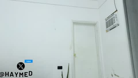 Snapshot of imhaymed chatting on February 16, 10:10 am Haymed Montao online show from February 16, 10:10 am