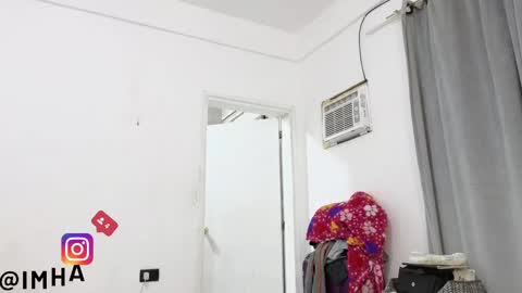 Snapshot of imhaymed chatting on October 1, 10:52 pm Haymed Montao online show from October 1, 10:52 pm