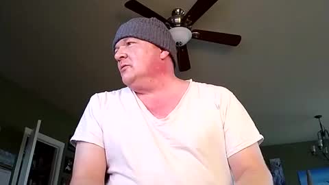 Iminyourroom online show from October 24, 9:59 pm