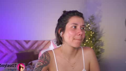 Snapshot of imjess_ chatting on March 4, 6:15 am imjess_ online show from March 4, 6:15 am