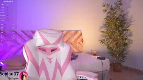 Snapshot of imjess_ chatting on February 24, 7:22 am imjess_ online show from February 24, 7:22 am