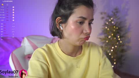 Snapshot of imjess_ chatting on December 15, 2:08 am imjess_ online show from December 15, 2:08 am