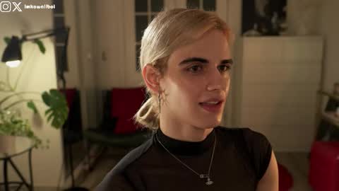 sasha hethey online show from December 4, 2:22 am