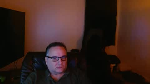 Snapshot of imkmac chatting on December 7, 12:36 am Kel online show from December 7, 12:36 am
