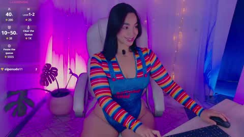 Leana online show from May 30, 8:40 pm