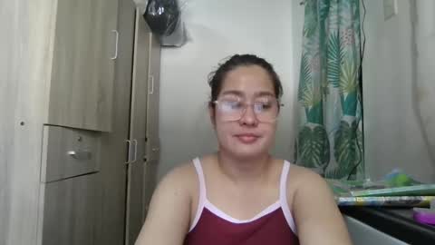 Snapshot of immaculate02 chatting on March 11, 5:02 am Immaculate02 online show from March 11, 5:02 am
