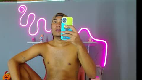 Snapshot of imperial_lust chatting on October 6, 6:48 pm imperial_lust online show from October 6, 6:48 pm