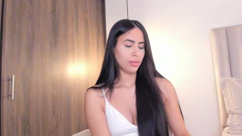 sarah online show from March 4, 10:07 pm