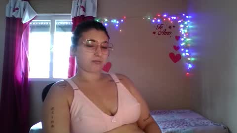 Florencia online show from February 17, 1:54 pm