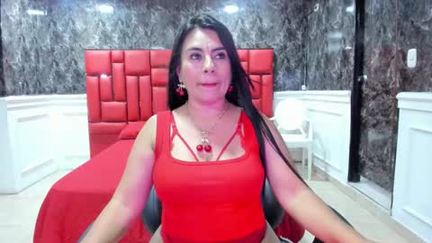 Snapshot of imyourdirtymilf chatting on October 13, 6:21 pm Karina online show from October 13, 6:21 pm