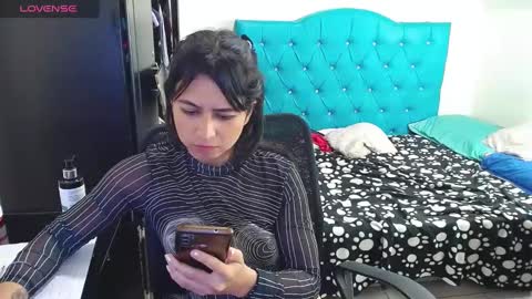 incubus_couple1 online show from February 10, 1:14 am