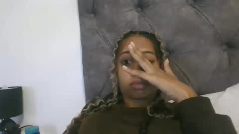 indanbella19 online show from April 23, 5:15 am