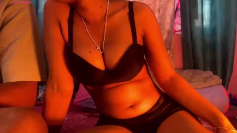 new indian couple online show from November 11, 6:04 am