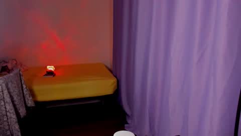 Snapshot of indian_summer_ chatting on September 27, 2:20 am Melissa No Baby or bb sexy etc... online show from September 27, 2:20 am