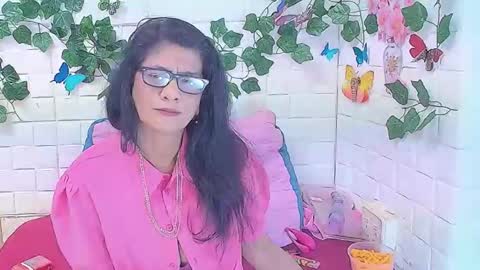 Snapshot of indianallure chatting on September 22, 5:11 am Femiez online show from September 22, 5:11 am