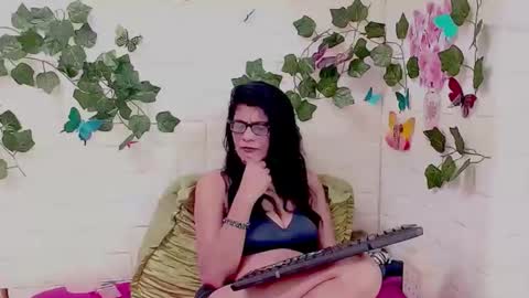 Snapshot of indianallure chatting on September 10, 6:47 am Femiez online show from September 10, 6:47 am