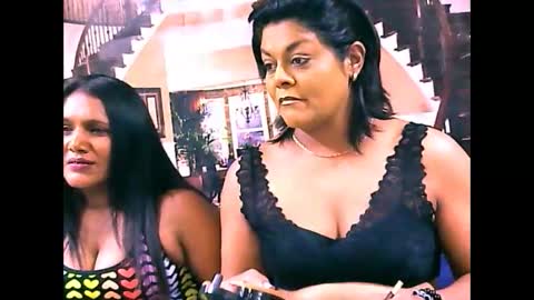 Snapshot of indiancherrypie chatting on September 25, 7:37 am indiancherrypie online show from September 25, 7:37 am