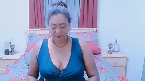 Amy online show from November 11, 11:18 pm