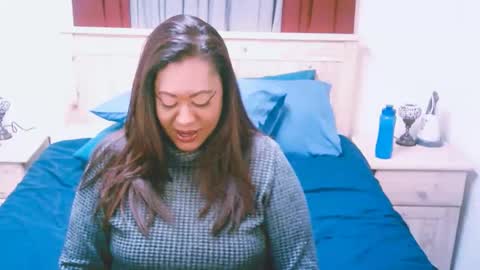 Snapshot of indianlust69 chatting on September 23, 11:22 pm Amy online show from September 23, 11:22 pm
