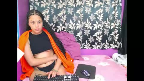 Snapshot of indianmaxine07 chatting on October 7, 7:21 pm indianmaxine07 online show from October 7, 7:21 pm