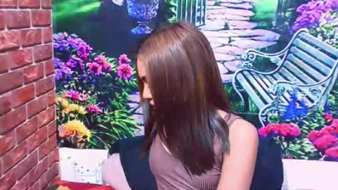 indianpretty1 online show from October 27, 9:53 am