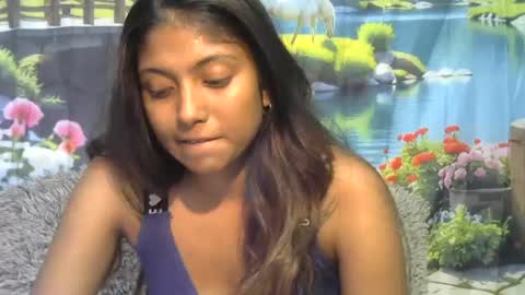 indianqtpie6 online show from July 30, 6:19 pm